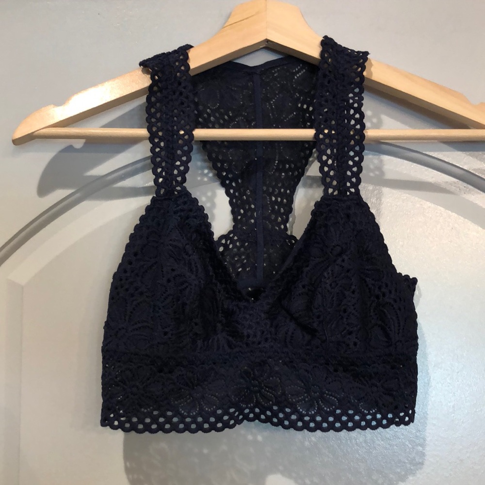 Aerie navy blue lace bralette. GUC!